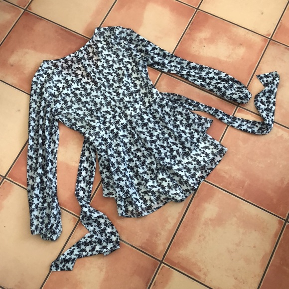 Long sleeved romper - Picture 4 of 5